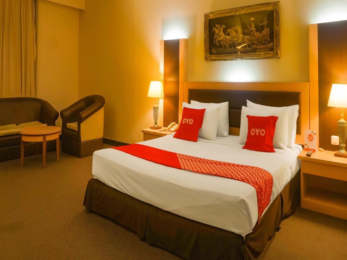Oyo 3967 Pantai Wisata Hotel Makassar