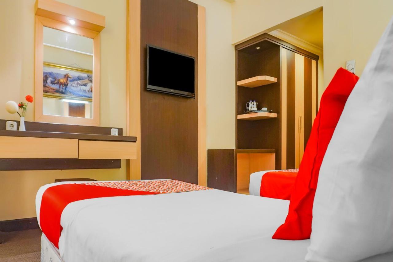 Oyo 3967 Pantai Wisata Makassar